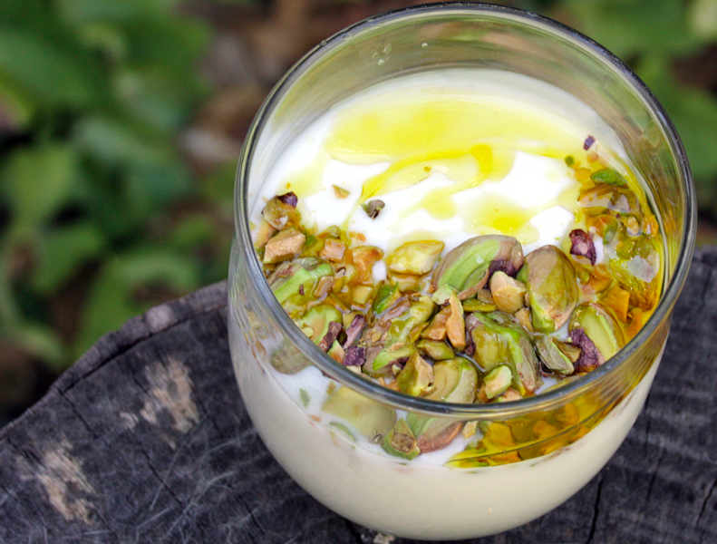 Yogur griego con AOVE